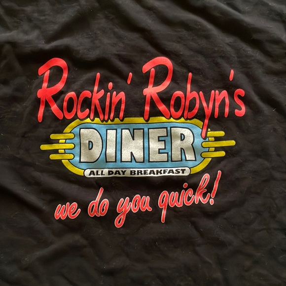 Rockin Robyn’s diner tee - Picture 2 of 4
